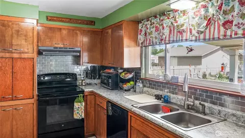 1102 Elm St, Othello, WA 99344 photo 11