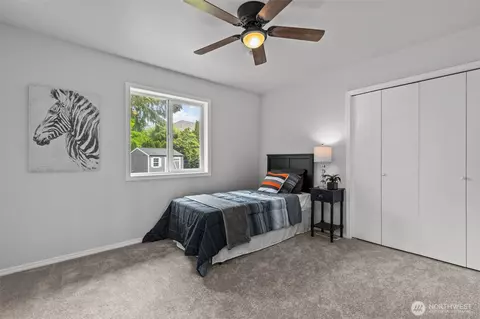 Bedroom - 2423 Viewcrest Ave, Everett, WA 98203 photo 5 of 8