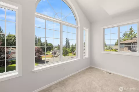 Other - 2423 Viewcrest Ave, Everett, WA 98203 photo 2 of 7