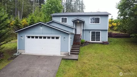 420 E Dartmoor Dr, Shelton, WA 98584