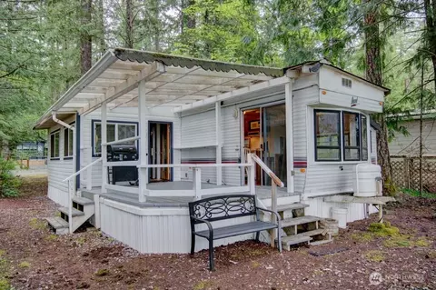 28 6 Riverside Dr, Deming, WA 98244