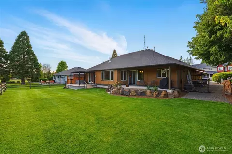 Exterior - 52 Buttonquail Ln, Walla Walla, WA 99362 photo 6 of 8