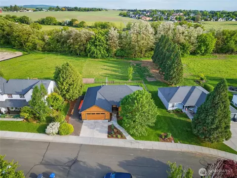 View/Area - 52 Buttonquail Ln, Walla Walla, WA 99362 photo 2 of 6