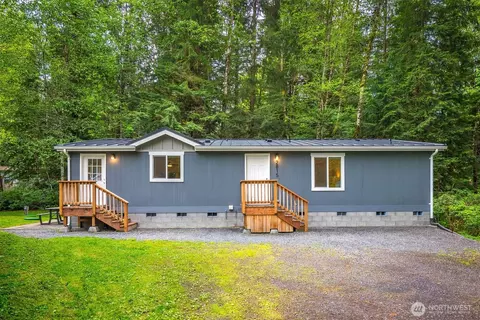 2815 Middle Shore Rd, Snohomish, WA 98290