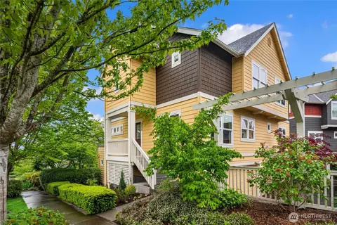 3239 SW Raymond St, Seattle, WA 98126
