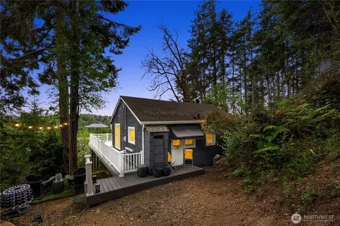 1280 E Island View Rd, Grapeview, WA 98546 photo 6