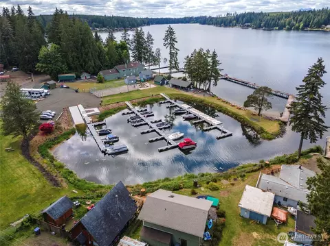 View/Area - 320 E Lakeview Dr, Grapeview, WA 98546 photo 5 of 7
