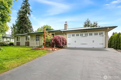 4904 NE Ridgemont Dr, Bremerton, WA 98311