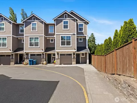 16212 48th Ave W #8, Edmonds, WA 98026