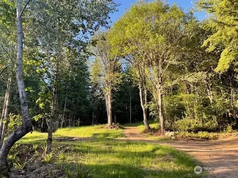 1 Nnn Leland Valley Rd W, Quilcene, WA 98376