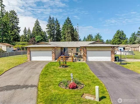 10610 10608 109th St SW, Lakewood, WA 98498