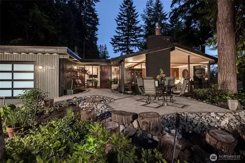 7965 SE 67 St, Mercer Island, WA 98040