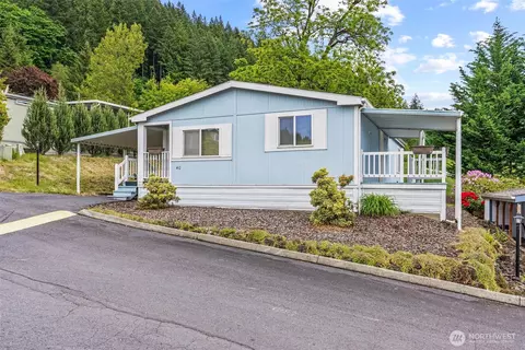 5400 Meeker Dr #40, Kalama, WA 98625