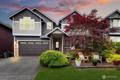 624 203rd Pl SW, Lynnwood, WA 98036