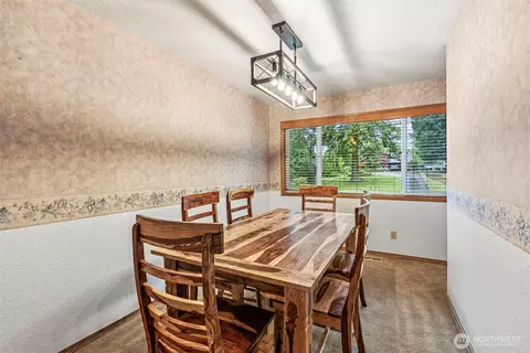 Dining - 58 Pacific Pl, Longview, WA 98632 photo 1 of 1