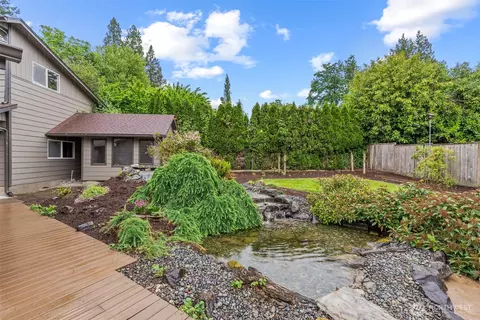 Exterior - 58 Pacific Pl, Longview, WA 98632 photo 6 of 9