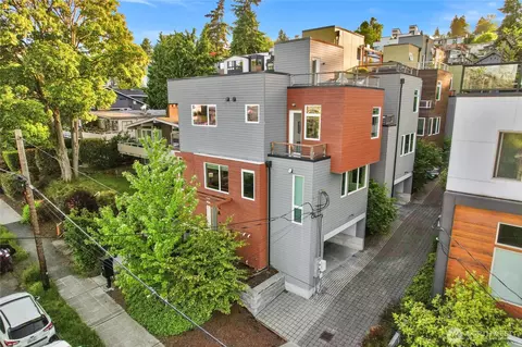 3427 22nd Ave W #A, Seattle, WA 98199