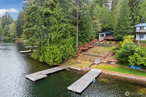 30 NE Lake Dr, Tahuya, WA 98588