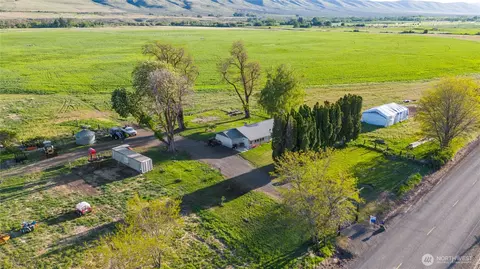 14530 Rutherford Rd, Yakima, WA 98903