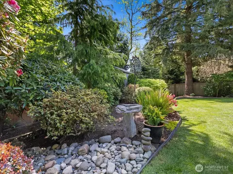 Exterior - 22427 Meridian Ave S, Bothell, WA 98021 photo 12 of 15