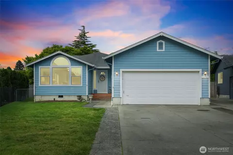 150 Dehning Dr, Woodland, WA 98674