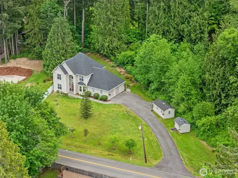 9618 SE Driftwood Dr, Port Orchard, WA 98367