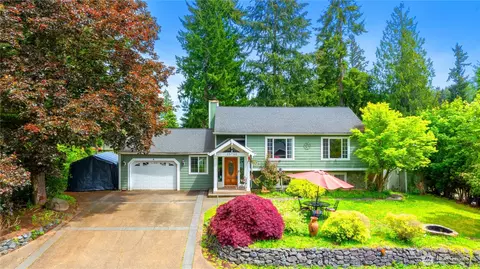 15705 97th Ave Ct E, Puyallup, WA 98375