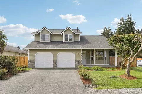 8202 185th Street Ct E, Puyallup, WA 98375