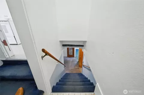 Entry Way - 809 E Alder St, Walla Walla, WA 99362 photo 5 of 5