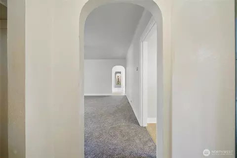 Entry Way - 809 E Alder St, Walla Walla, WA 99362 photo 1 of 5