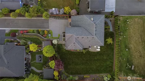 View/Area - 2512 Taylor Dr, Everett, WA 98203 photo 2 of 6
