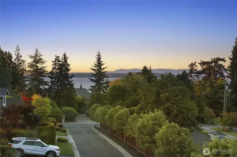 View/Area - 2512 Taylor Dr, Everett, WA 98203 photo 6 of 6