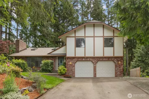 4009 32nd Ave Ct, Gig Harbor, WA 98335