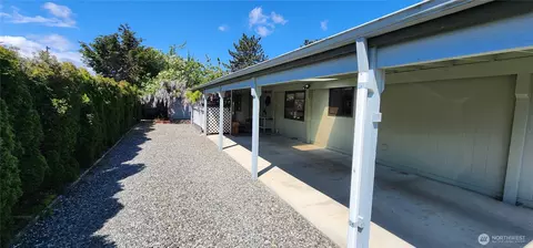 82 Marjory Ln, Sequim, WA 98382 photo 3