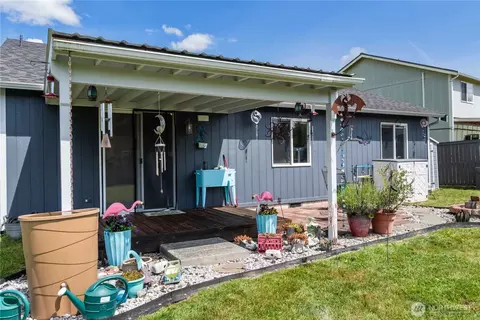 Exterior - 1403 Headley Ave NW, Orting, WA 98360 photo 3 of 5