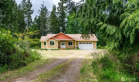 303 Kevin Ln, Chimacum, WA 98325