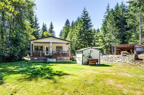 51 Sunflower Rd, Beaver, WA 98305