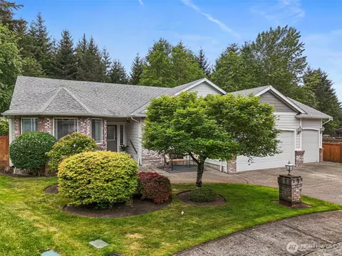 Exterior - 20616 193rd Avenue Ct E, Orting, WA 98360 photo 2 of 8