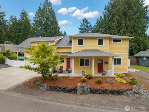 7488 Woodridge Ln NW, Bremerton, WA 98311