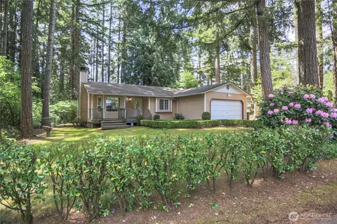 13613 Sandy Point East NW, Gig Harbor, WA 98329