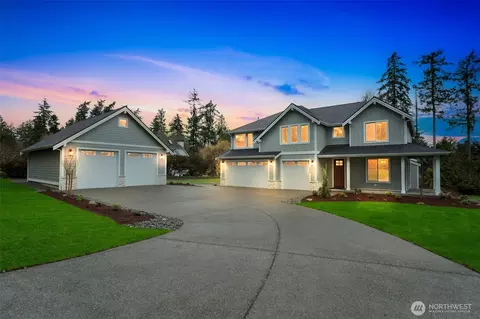 865 Fox Ridge Dr, Fox Island, WA 98333
