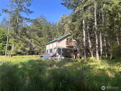 878 Marine Ln, Friday Harbor, WA 98250