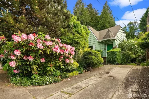 1941 Boyer Ave E, Seattle, WA 98112