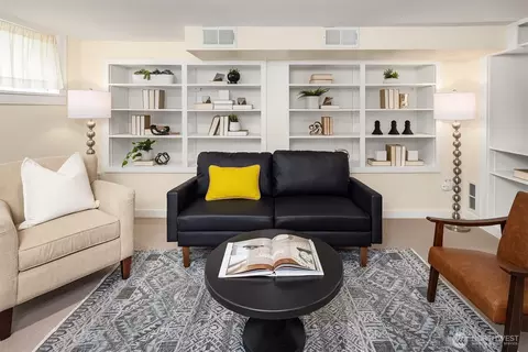 Living - 4529 Eastern Ave N, Seattle, WA 98103 photo 4 of 5