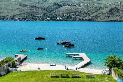 213 Key Ln, Chelan, WA 98816