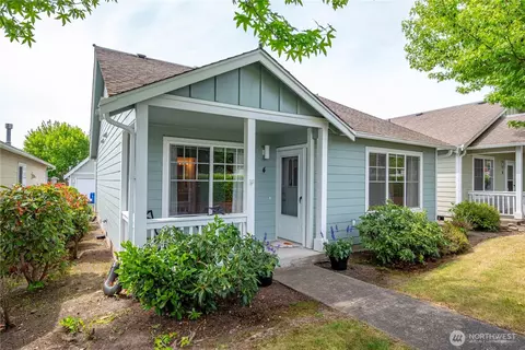 161 W Whidbey Ave #4, Oak Harbor, WA 98277