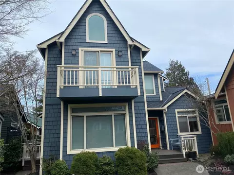 2544 6th Ave W, Seattle, WA 98119
