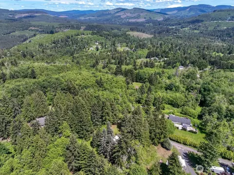 132 Claudine Ct, Kelso, WA 98626