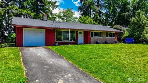 24303 77th Pl W, Edmonds, WA 98026