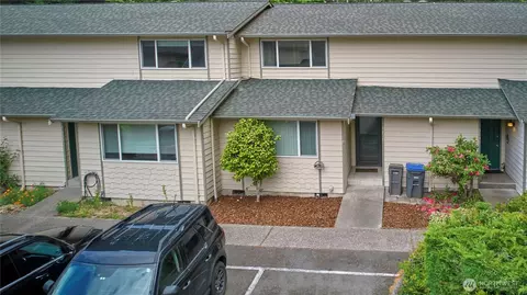3135 Rustlewood Ln SE, Port Orchard, WA 98366